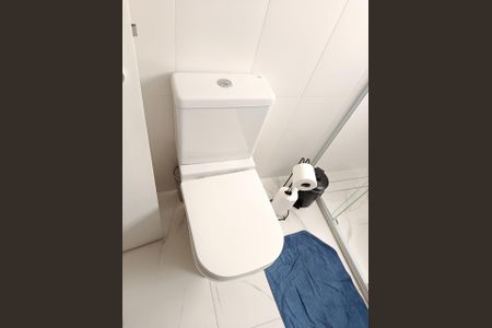 Apartamento à venda com 125m², 3 quartos e 1 vaga Apartamento à venda com 125m², 3 quartos e 1 vagaBanheiro da Suíte