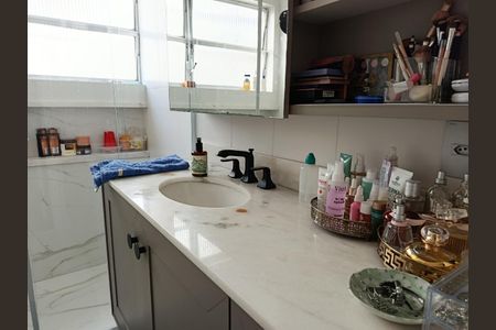 Apartamento à venda com 125m², 3 quartos e 1 vaga Apartamento à venda com 125m², 3 quartos e 1 vagaBanheiro da Suíte
