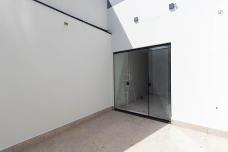 Casa à venda com 183m², 3 quartos e 2 vagas Casa à venda com 183m², 3 quartos e 2 vagasÁrea gourmet