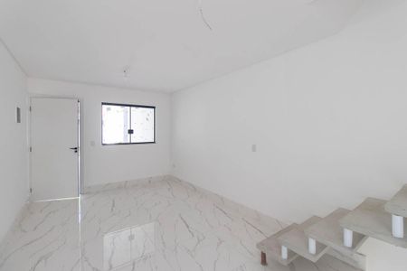 Sala de casa à venda com 3 quartos, 183m² em Vila Isolina Mazzei, São Paulo