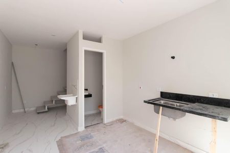 Casa à venda com 183m², 3 quartos e 2 vagas Casa à venda com 183m², 3 quartos e 2 vagasÁrea de Serviço