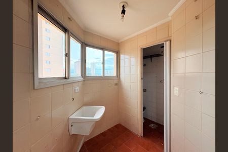 Apartamento à venda com 69m², 2 quartos e 1 vagaÁrea de Serviço