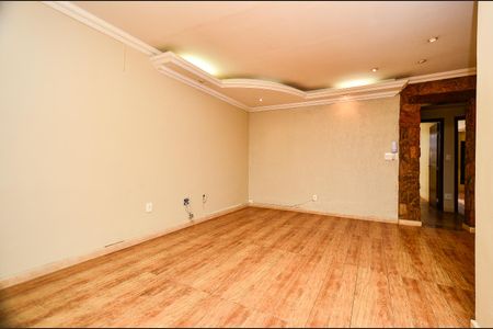 Apartamento à venda com 102m², 3 quartos e 1 vaga Apartamento à venda com 102m², 3 quartos e 1 vagaSala Ambientes