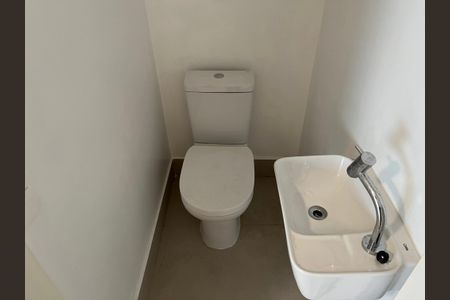 Lavabo de apartamento para alugar com 2 quartos, 270m² em Perdizes, São Paulo