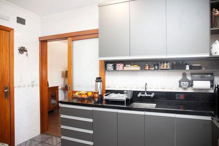 Apartamento à venda com 85m², 3 quartos e 2 vagasCozinha