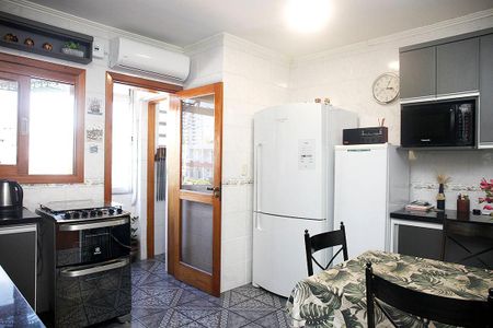 Apartamento à venda com 85m², 3 quartos e 2 vagasCozinha