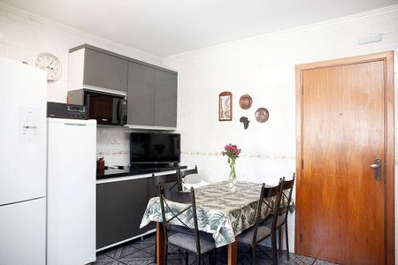 Apartamento à venda com 85m², 3 quartos e 2 vagasCozinha