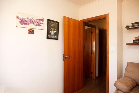 Apartamento à venda com 85m², 3 quartos e 2 vagasQuarto 3