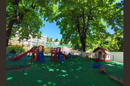 Apartamento para alugar com 58m², 2 quartos e 1 vagaÁrea comum - Playground