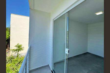 Casa de condomínio para alugar com 88m², 3 quartos e 1 vaga Casa de condomínio para alugar com 88m², 3 quartos e 1 vagaQuarto 1 - Varanda