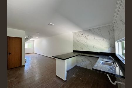 Casa de condomínio para alugar com 88m², 3 quartos e 1 vaga Casa de condomínio para alugar com 88m², 3 quartos e 1 vagaCozinha