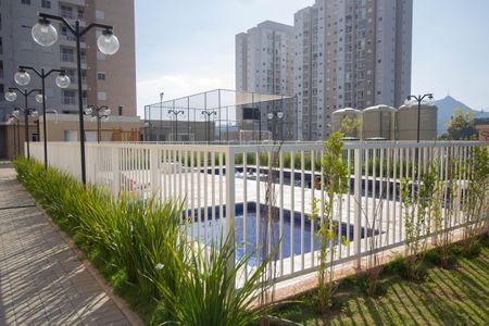 Apartamento para alugar com 43m², 2 quartos e 1 vaga Apartamento para alugar com 43m², 2 quartos e 1 vagaÁrea comum - Piscina
