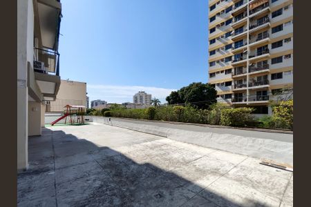 Apartamento à venda com 60m², 2 quartos e 1 vagaÁrea comum - Playground