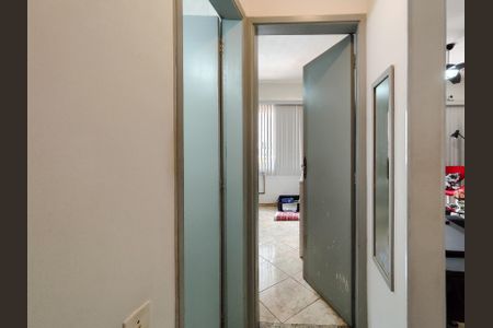 Apartamento à venda com 60m², 2 quartos e 1 vagaCorredor