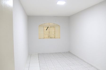 Casa para alugar com 200m², 4 quartos e 2 vagasQuarto 1