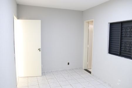 Casa para alugar com 200m², 4 quartos e 2 vagasSuíte 1