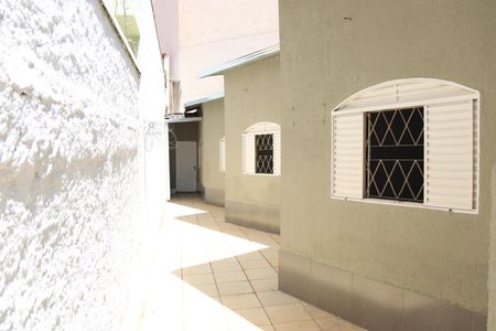 Casa para alugar com 200m², 4 quartos e 2 vagasQuintal