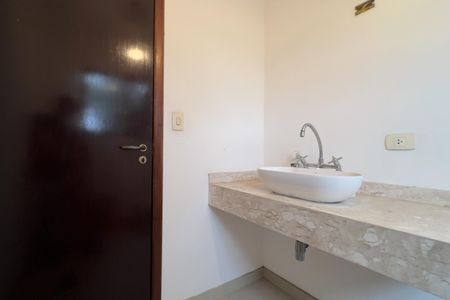 Casa para alugar com 650m², 3 quartos e 3 vagasLavabo 1