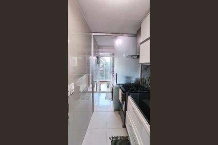 Apartamento à venda com 93m², 3 quartos e 1 vagaÁrea de Serviço 