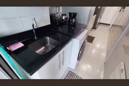 Apartamento à venda com 93m², 3 quartos e 1 vagaÁrea de Serviço 
