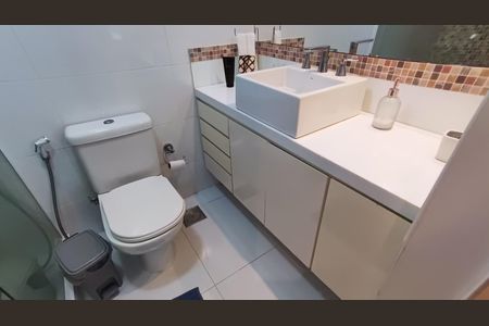 Apartamento à venda com 93m², 3 quartos e 1 vagaBanheiro da Suíte 