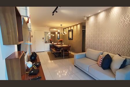 Apartamento à venda com 93m², 3 quartos e 1 vagaSala