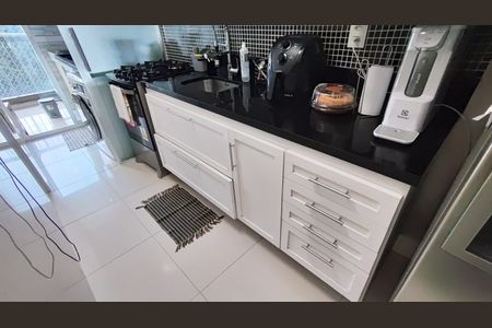 Apartamento à venda com 93m², 3 quartos e 1 vagaCozinha 