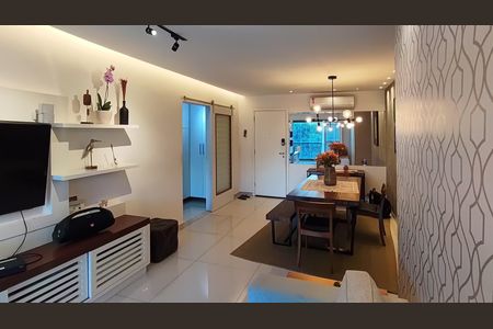 Sala  de apartamento para alugar com 3 quartos, 93m² em Jacarepaguá, Rio de Janeiro