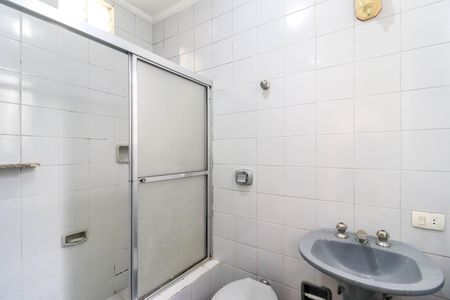 Casa para alugar com 178m², 3 quartos e 2 vagasBanheiro