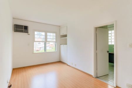 Casa para alugar com 178m², 3 quartos e 2 vagasSuíte