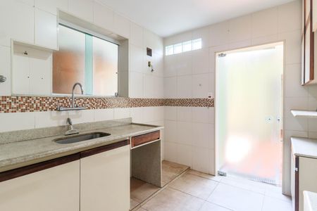 Casa para alugar com 178m², 3 quartos e 2 vagasCozinha