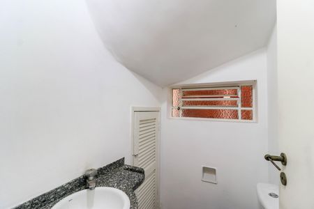 Casa para alugar com 178m², 3 quartos e 2 vagasLavabo