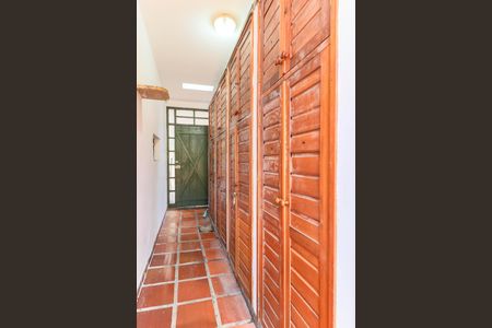 Casa para alugar com 178m², 3 quartos e 2 vagasCorredor Lateral