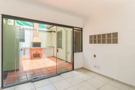 Casa para alugar com 178m², 3 quartos e 2 vagasSalão Externo