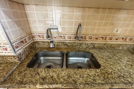 Apartamento à venda com 130m², 3 quartos e 1 vaga