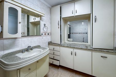 Apartamento à venda com 130m², 3 quartos e 1 vaga