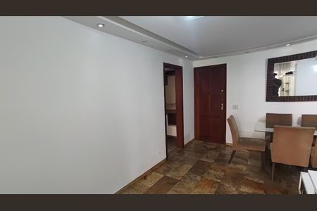 Sala de apartamento para alugar com 2 quartos, 58m² em Pechincha, Rio de Janeiro