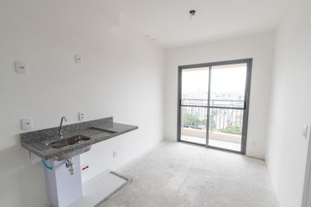 Sala/cozinha de apartamento à venda com 1 quarto, 28m² em Liberdade, São Paulo