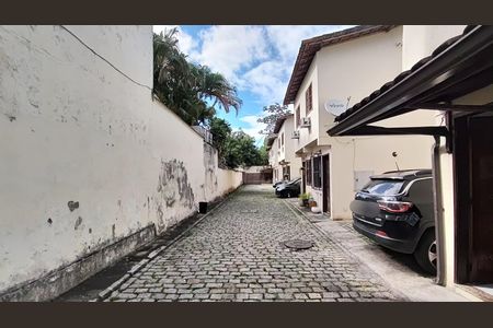 Casa de condomínio à venda com 56m², 2 quartos e 1 vagaÁrea comum