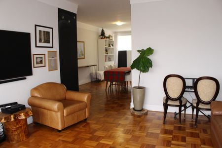 Apartamento à venda com 3 quartos, 156m² em Higienópolis, São Paulo