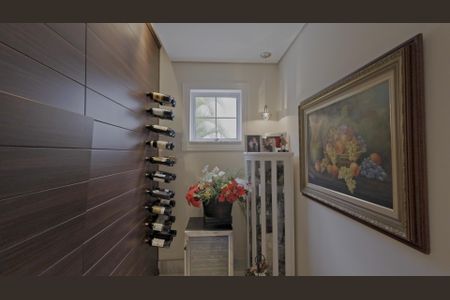 Casa de condomínio à venda com 733m², 5 quartos e 6 vagasAdega