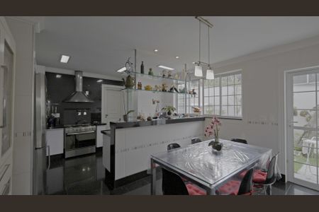 Casa de condomínio à venda com 733m², 5 quartos e 6 vagasCozinha