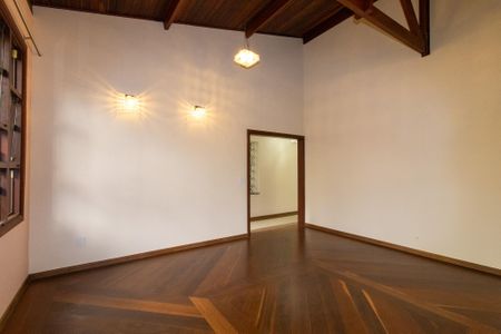 Casa à venda com 3 quartos, 314m² em Cidade Universitária, Campinas