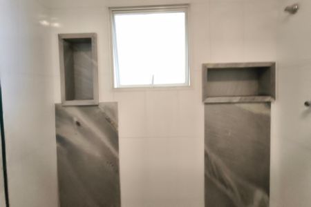 Casa de condomínio à venda com 459m², 6 quartos e 4 vagas Casa de condomínio à venda com 459m², 6 quartos e 4 vagasBanheiro Suíte 5