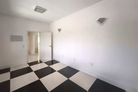 Casa de condomínio à venda com 459m², 6 quartos e 4 vagas Casa de condomínio à venda com 459m², 6 quartos e 4 vagasQuarto Suíte 4