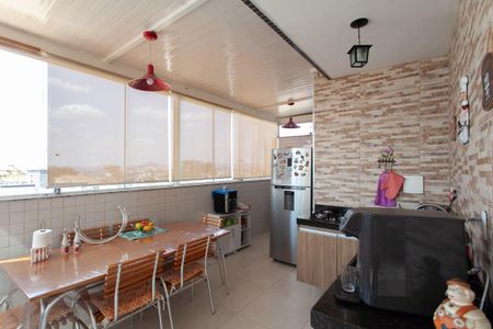 Apartamento à venda com 180m², 3 quartos e 3 vagasÁrea da Cobertura - Espaço Gourmet