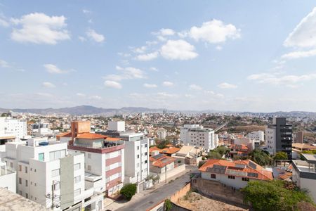 Apartamento à venda com 180m², 3 quartos e 3 vagasVista