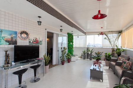 Apartamento à venda com 180m², 3 quartos e 3 vagasÁrea da Cobertura