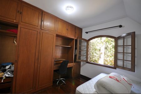 Casa à venda com 999m², 3 quartos e 8 vagasSuíte 3