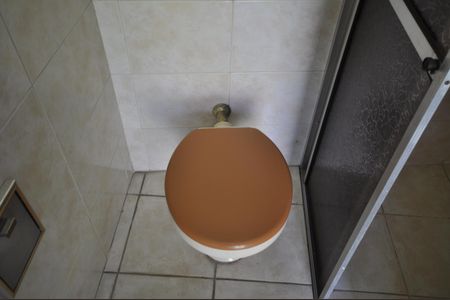 Casa à venda com 999m², 3 quartos e 8 vagasBanheiro 5